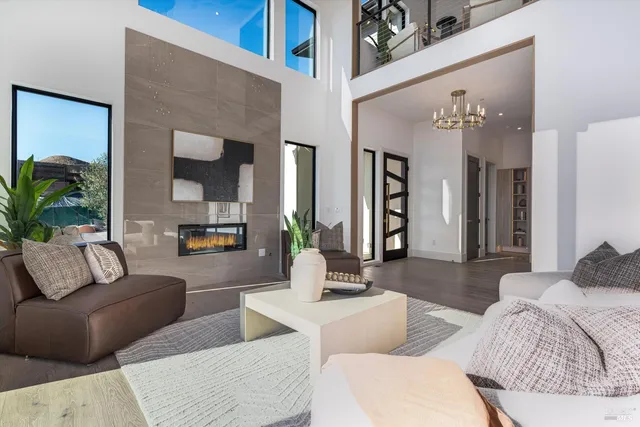 $3,850,000 | 1580 Clear Ridge Drive, Healdsburg, CA 95448