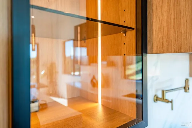 $3,850,000 | 1580 Clear Ridge Drive, Healdsburg, CA 95448