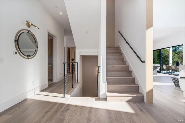 $3,850,000 | 1580 Clear Ridge Drive, Healdsburg, CA 95448