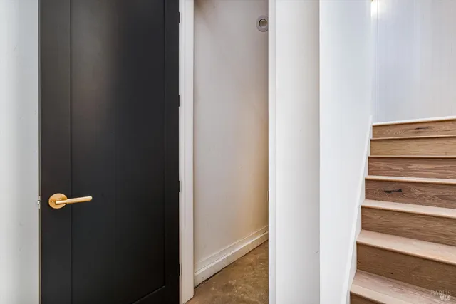 $3,850,000 | 1580 Clear Ridge Drive, Healdsburg, CA 95448