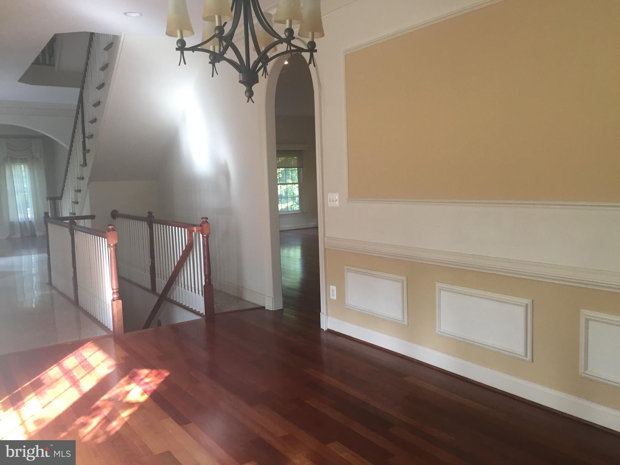 14801 River Road Rockville, MD 20854 - Photo 15 of 30 Interior (General)