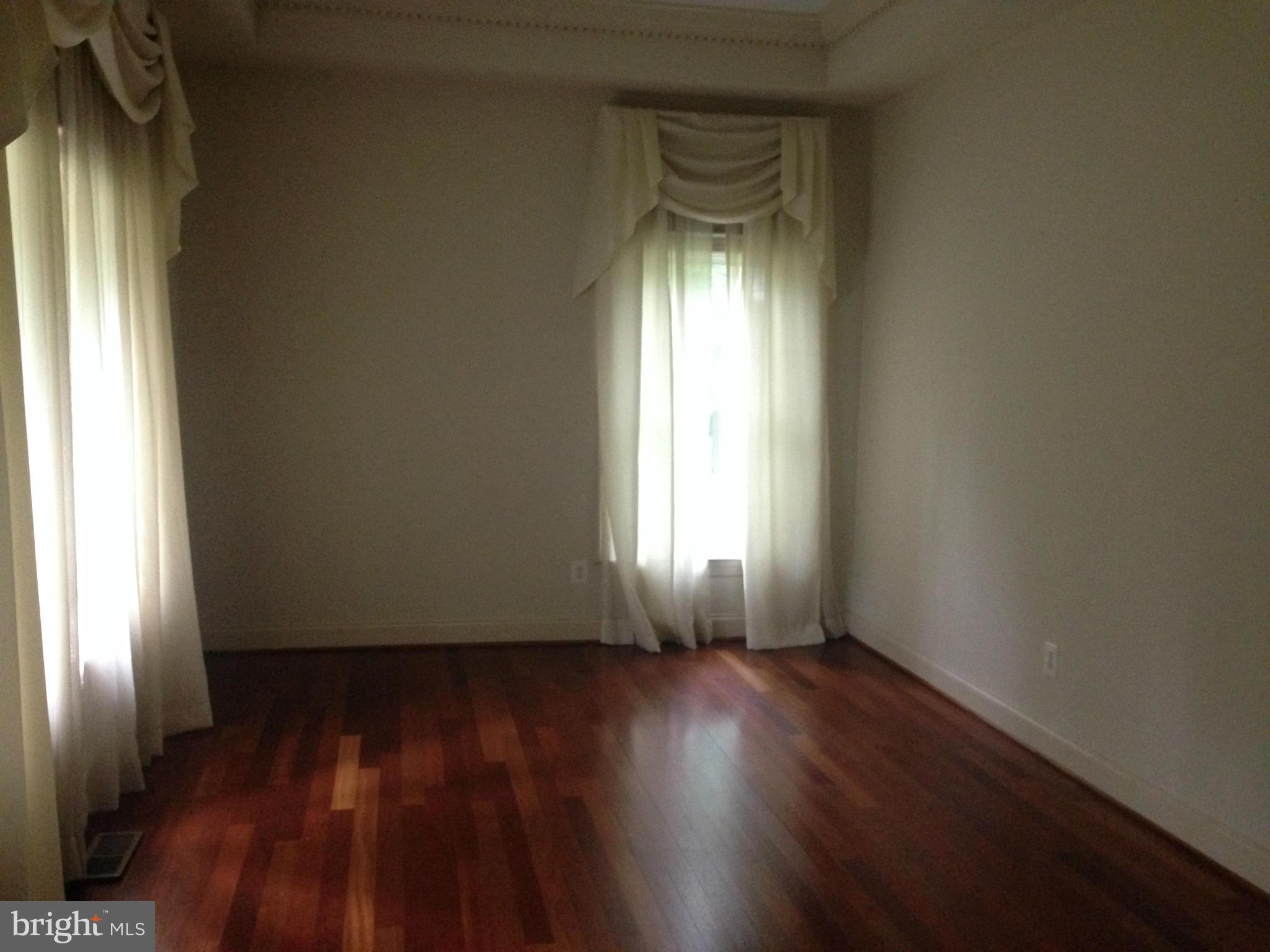 14801 River Road Rockville, MD 20854 - Photo 17 of 30 Interior (General)