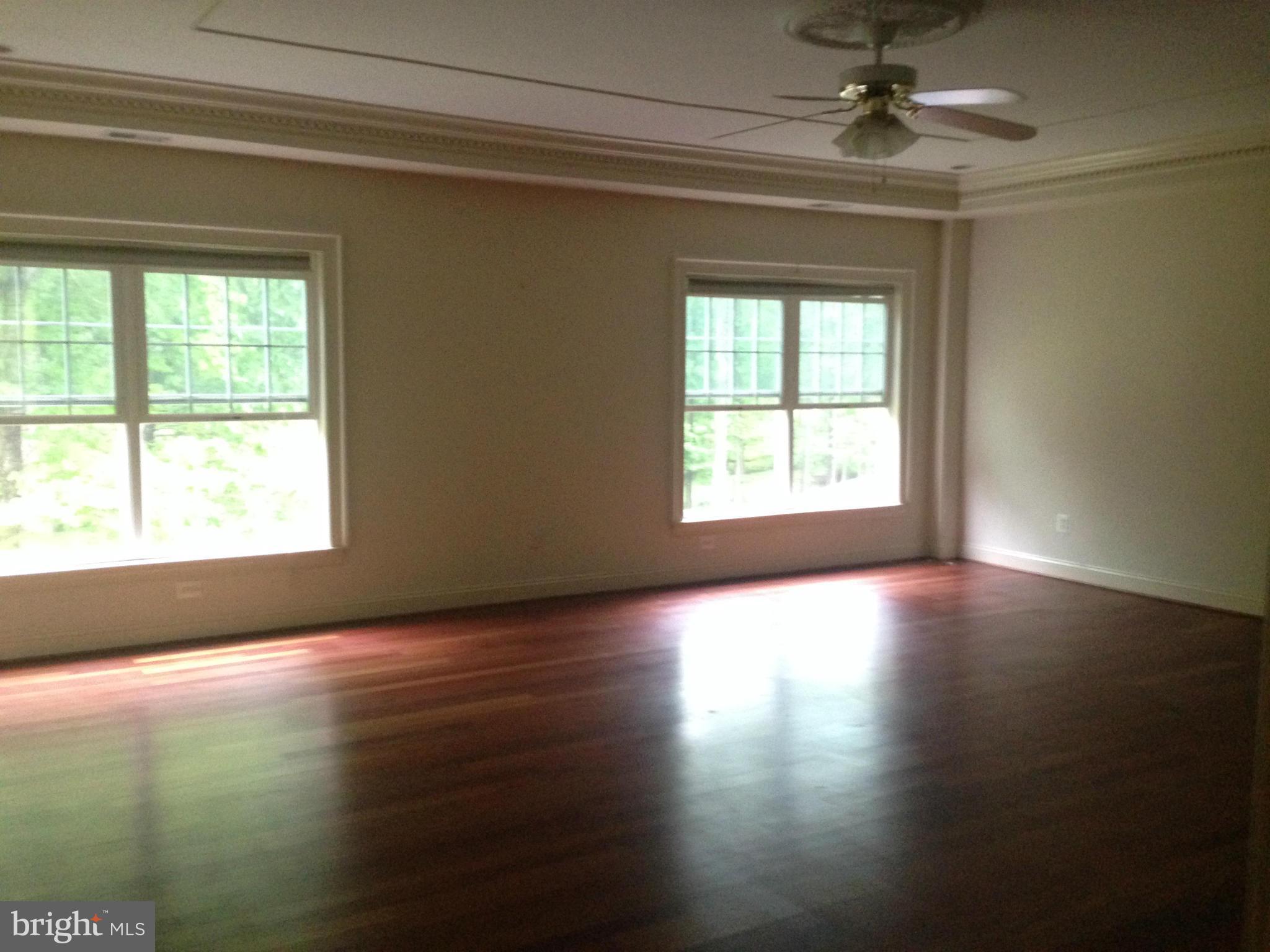 14801 River Road Rockville, MD 20854 - Photo 20 of 30 Bedroom (Master)