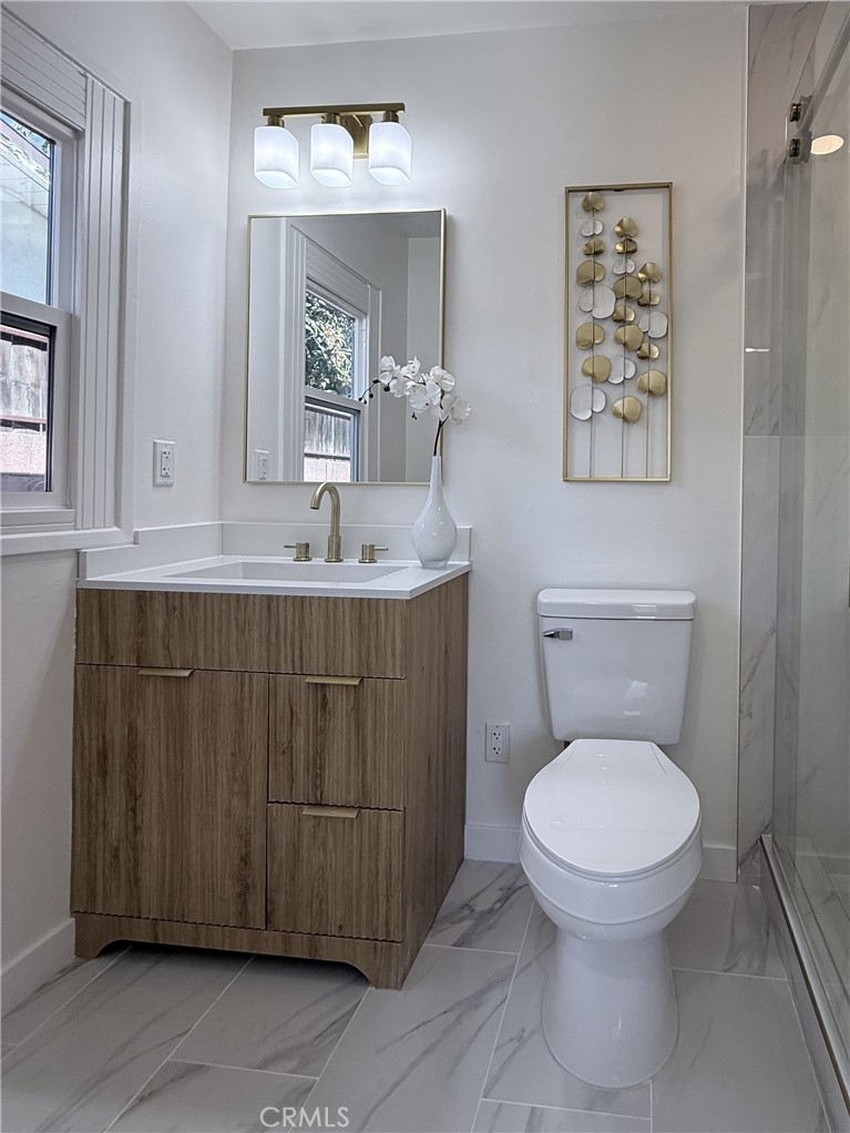 962 East Citrus Edge Street Azusa, CA 91702 - Photo 13 of 24