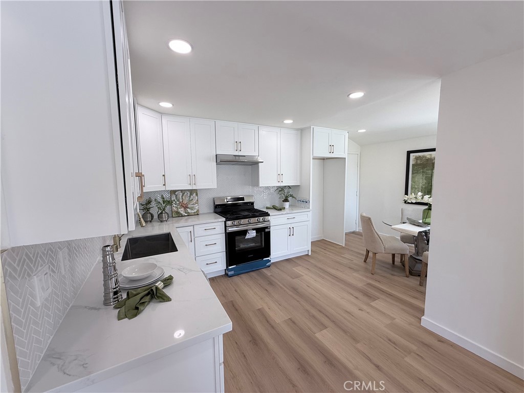 962 East Citrus Edge Street Azusa, CA 91702 - Photo 6 of 24