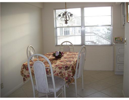 80 Suffolk B, Unit 80 Boca Raton, FL 33434 - Photo 3 of 8 Additional Photo