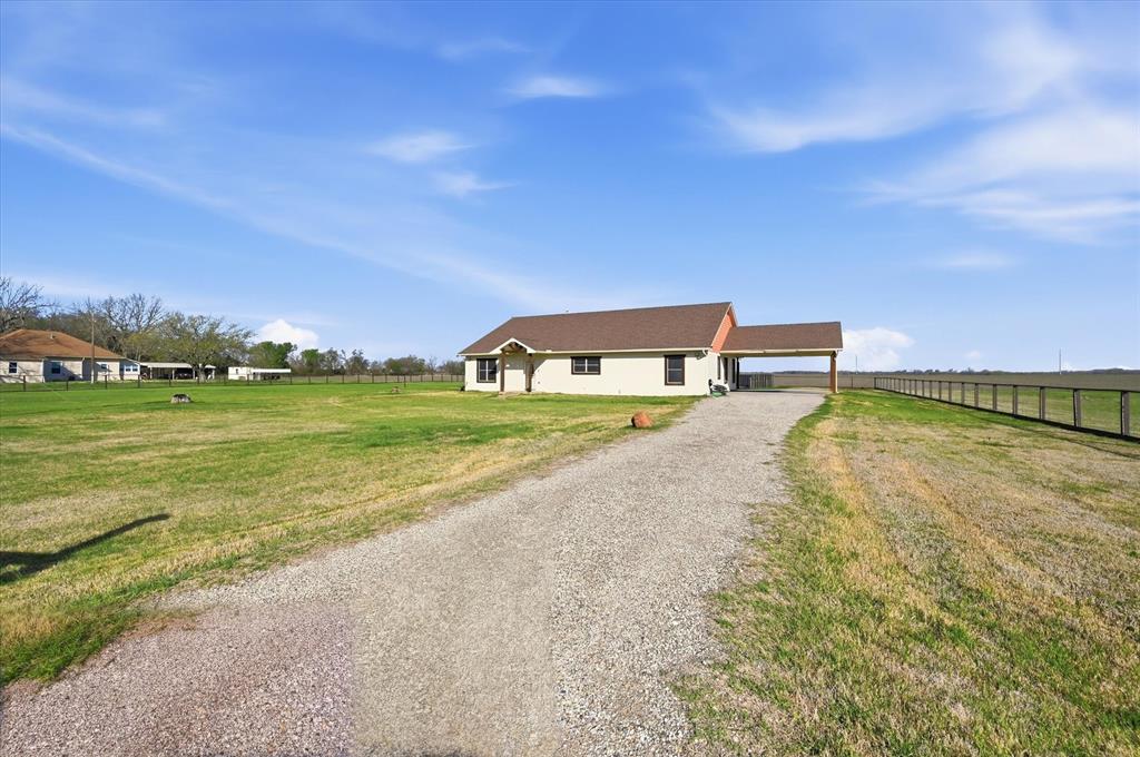 1616 Nash-Howard Road Waxahachie, TX 75165 - Photo 6 of 36