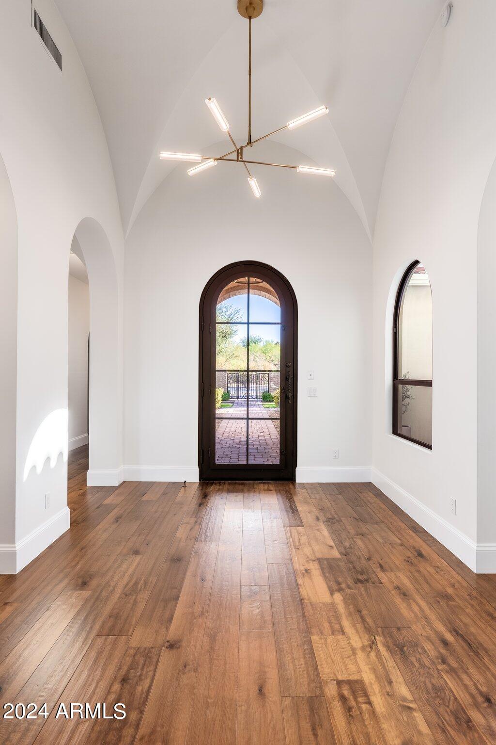 6630 East Stallion Road Paradise Valley, AZ 85253 - Photo 15 of 130 6630 E Stallion Rd - 10