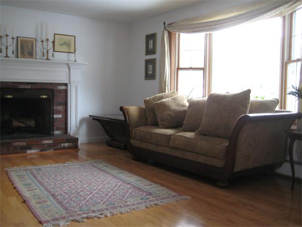 23 Field Street Maynard, MA 01754 - Photo 4 of 17 Gallery Image 4