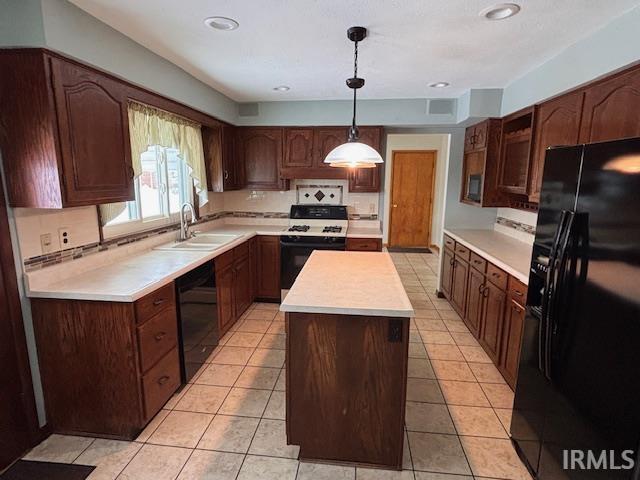 700 South Sharon Avenue Fowler, IN 47944 - Photo 2 of 24