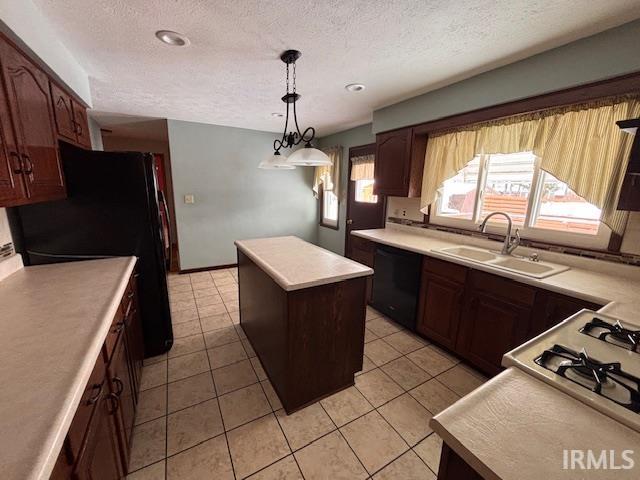 700 South Sharon Avenue Fowler, IN 47944 - Photo 3 of 24