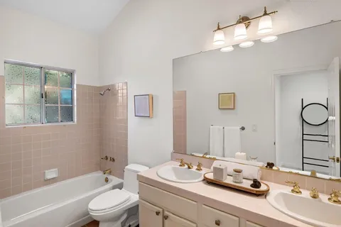 $2,788,000 | 822 Seal Pointe Drive, Redwood City, CA 94065