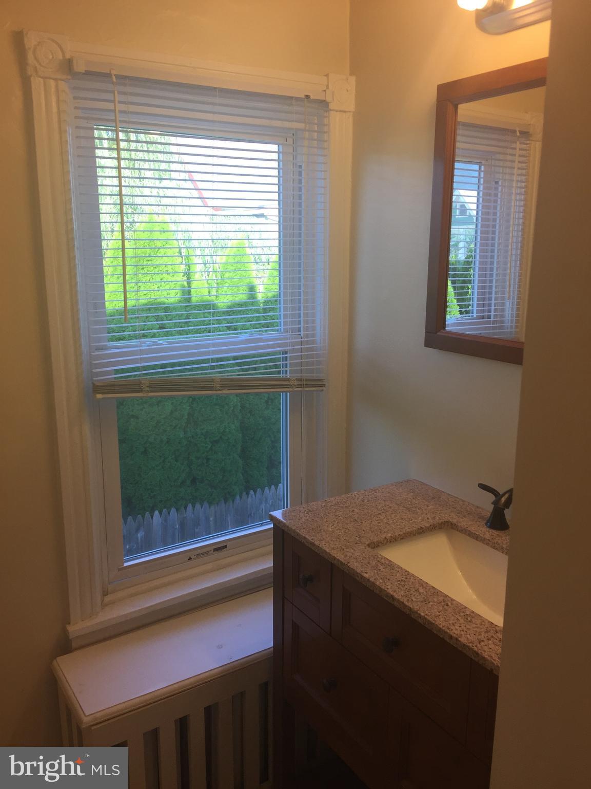 45 Central Avenue Berwyn, PA 19312 - Photo 21 of 23 Upstairs full bathroom