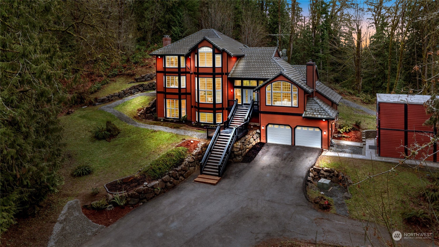 an outdoor view of the house