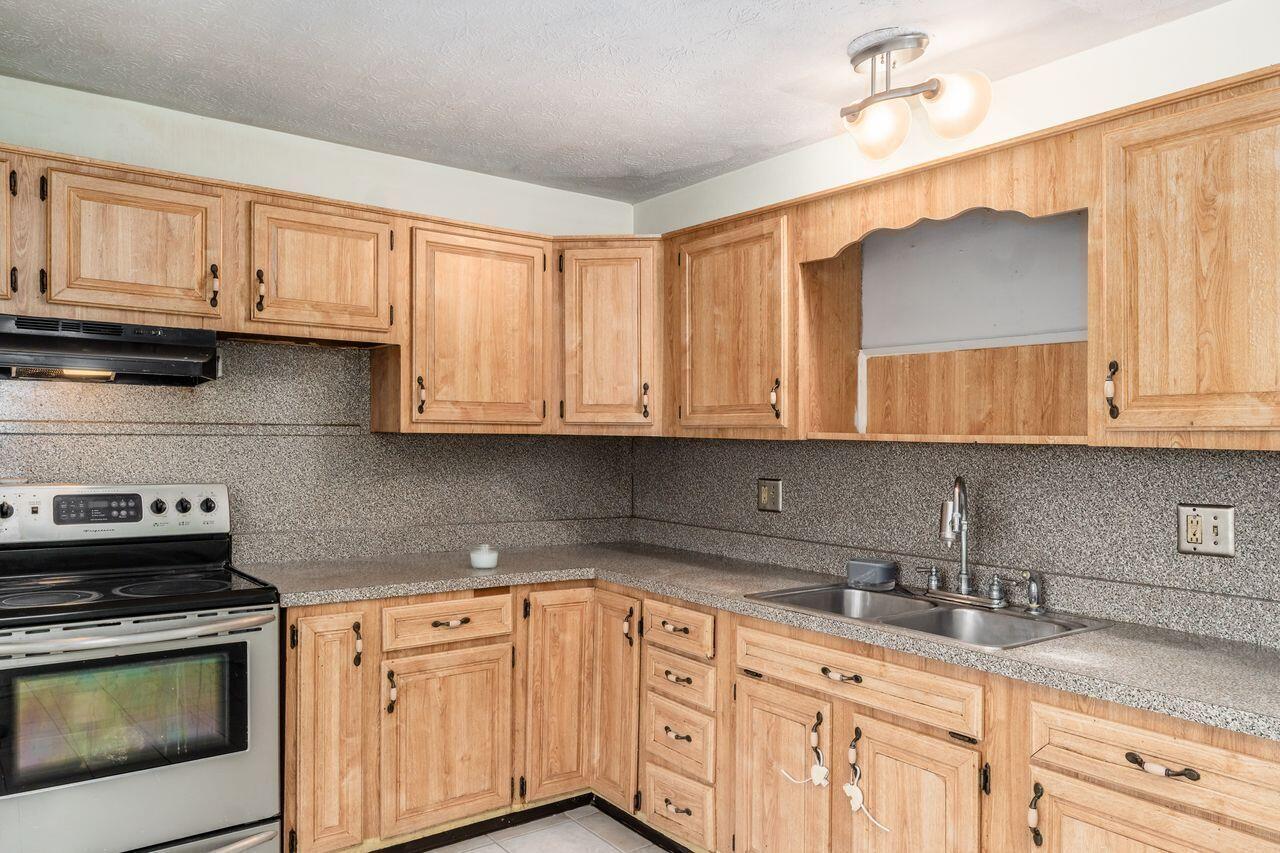 5185 Rutledge Drive South Columbus, OH 43232 - Photo 15 of 37 015_r_S_Columbus_OH_43232_USA