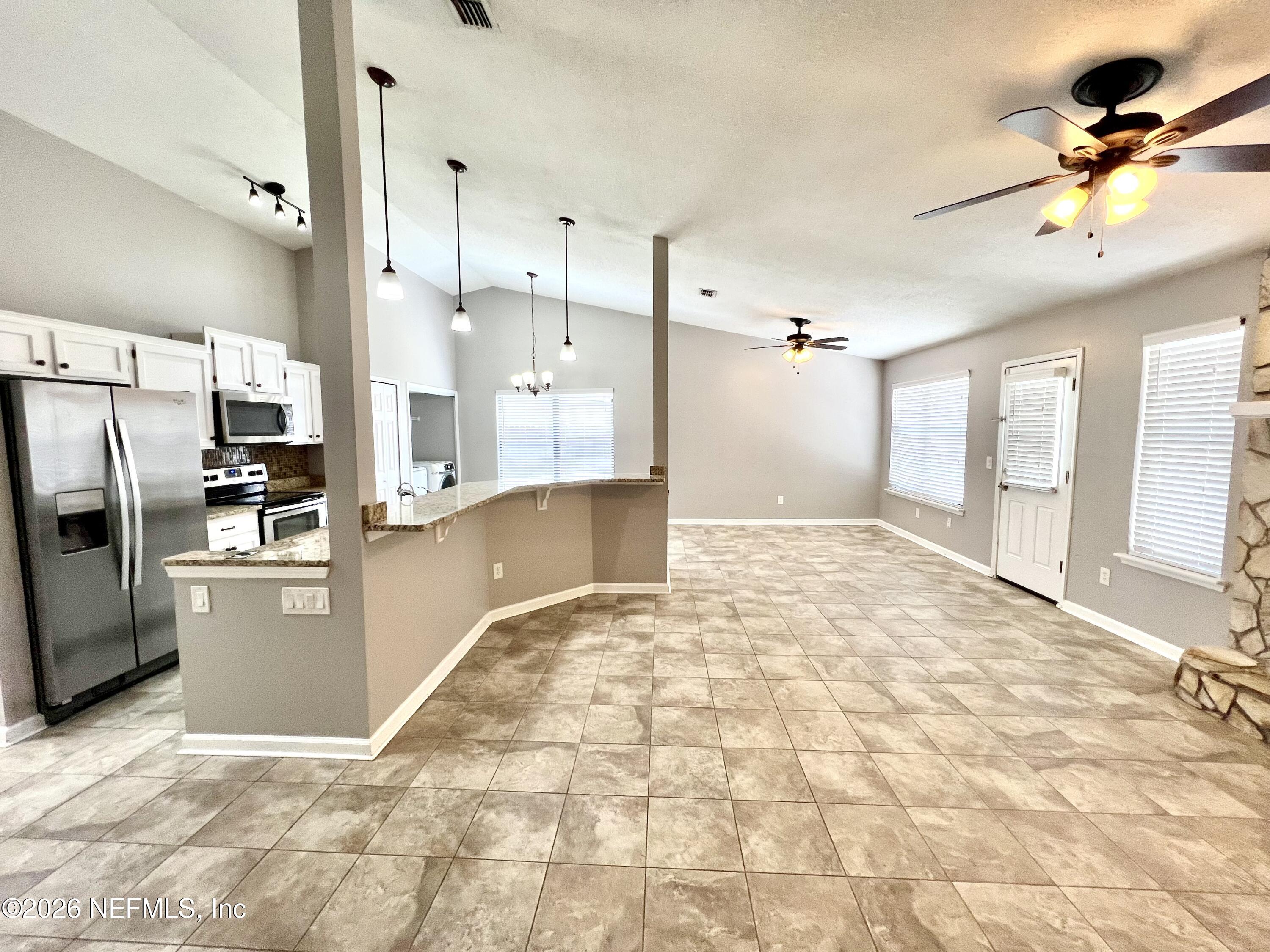 7820 Collins Ridge Boulevard East Jacksonville, FL 32244 - Photo 3 of 19 IMG_3460 (1)