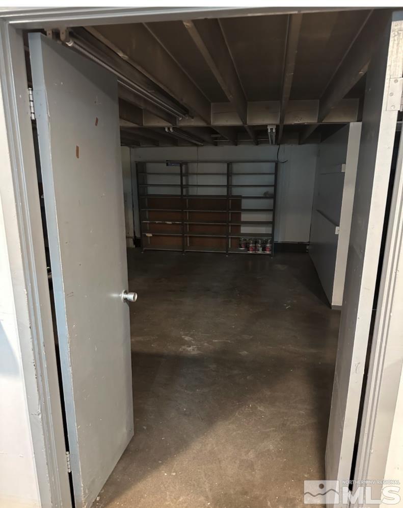 5050 East Winnemucca Boulevard Winnemucca, NV 89445 - Photo 5 of 9 a view of walk in closet