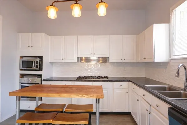 $220,000 | 3 Chapel Street, Seneca Falls, NY 13148