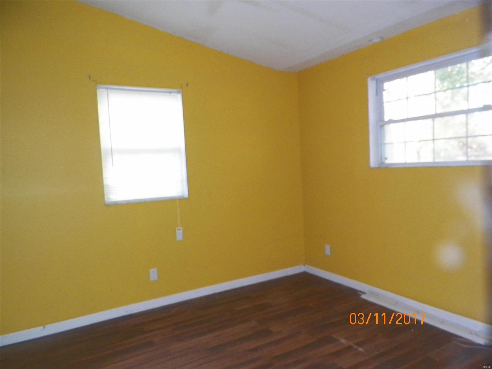 110 South Mill Road Venedy, IL 62214 - Photo 5 of 10