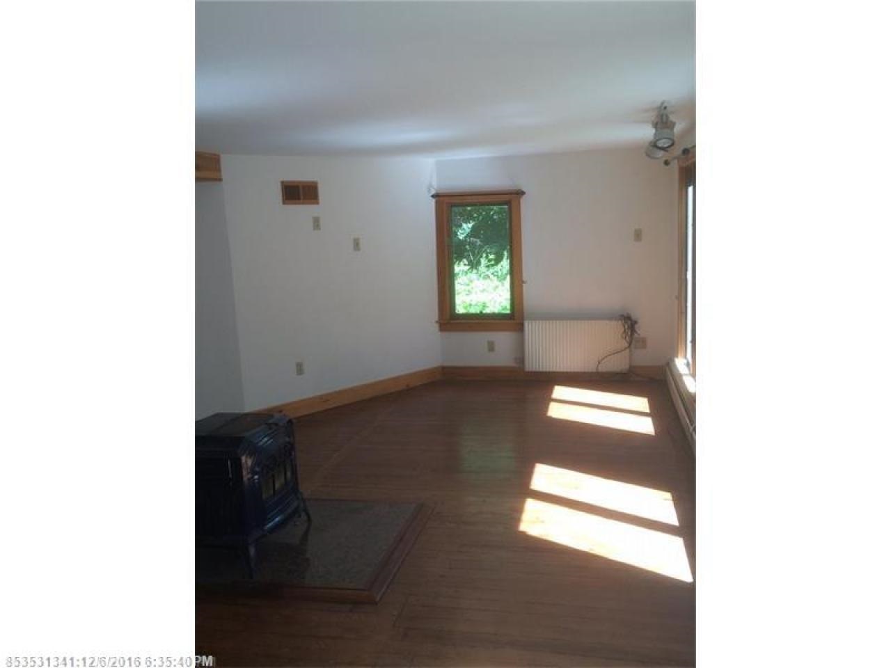 19 Southside Road York, ME 03909 - Photo 4 of 26