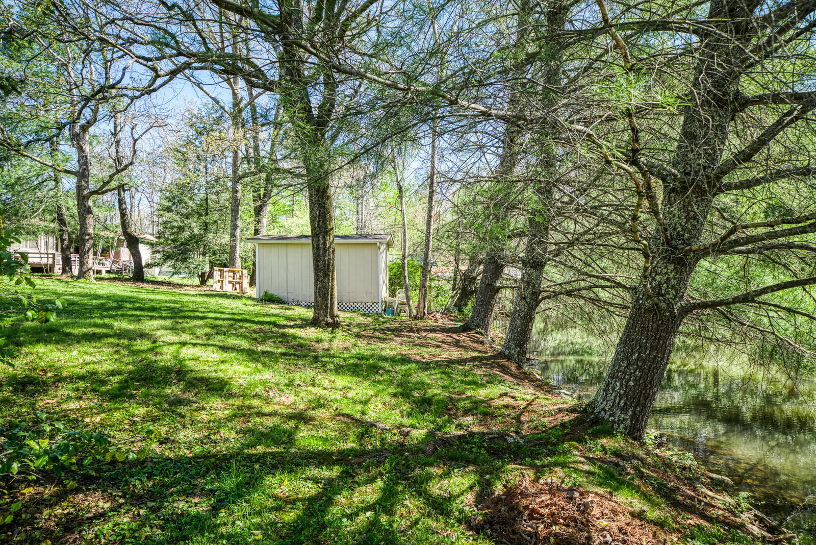 1518 Cherokee Road East Crossville, TN 38572 - Photo 12 of 38 Shed