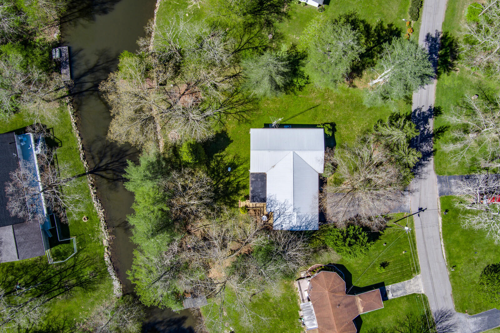 1518 Cherokee Road East Crossville, TN 38572 - Photo 5 of 38 Aerial View