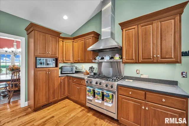 $499,000 | 1329 County Road 1300 North, Lincoln, IL 62656