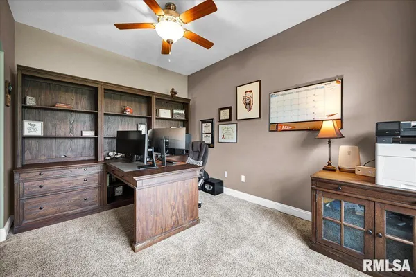 $450,000 | 1329 County Road 1300 North, Lincoln, IL 62656