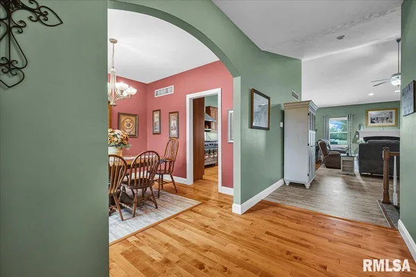 $450,000 | 1329 County Road 1300 North, Lincoln, IL 62656