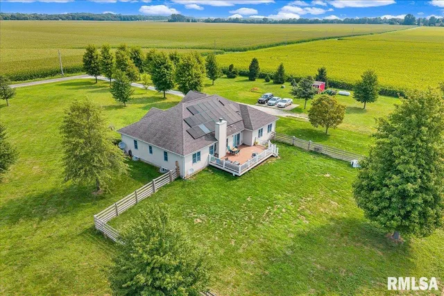 $499,000 | 1329 County Road 1300 North, Lincoln, IL 62656