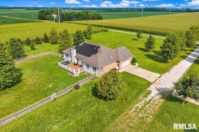 $499,000 | 1329 County Road 1300 North, Lincoln, IL 62656