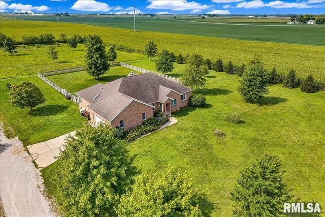 $499,000 | 1329 County Road 1300 North, Lincoln, IL 62656