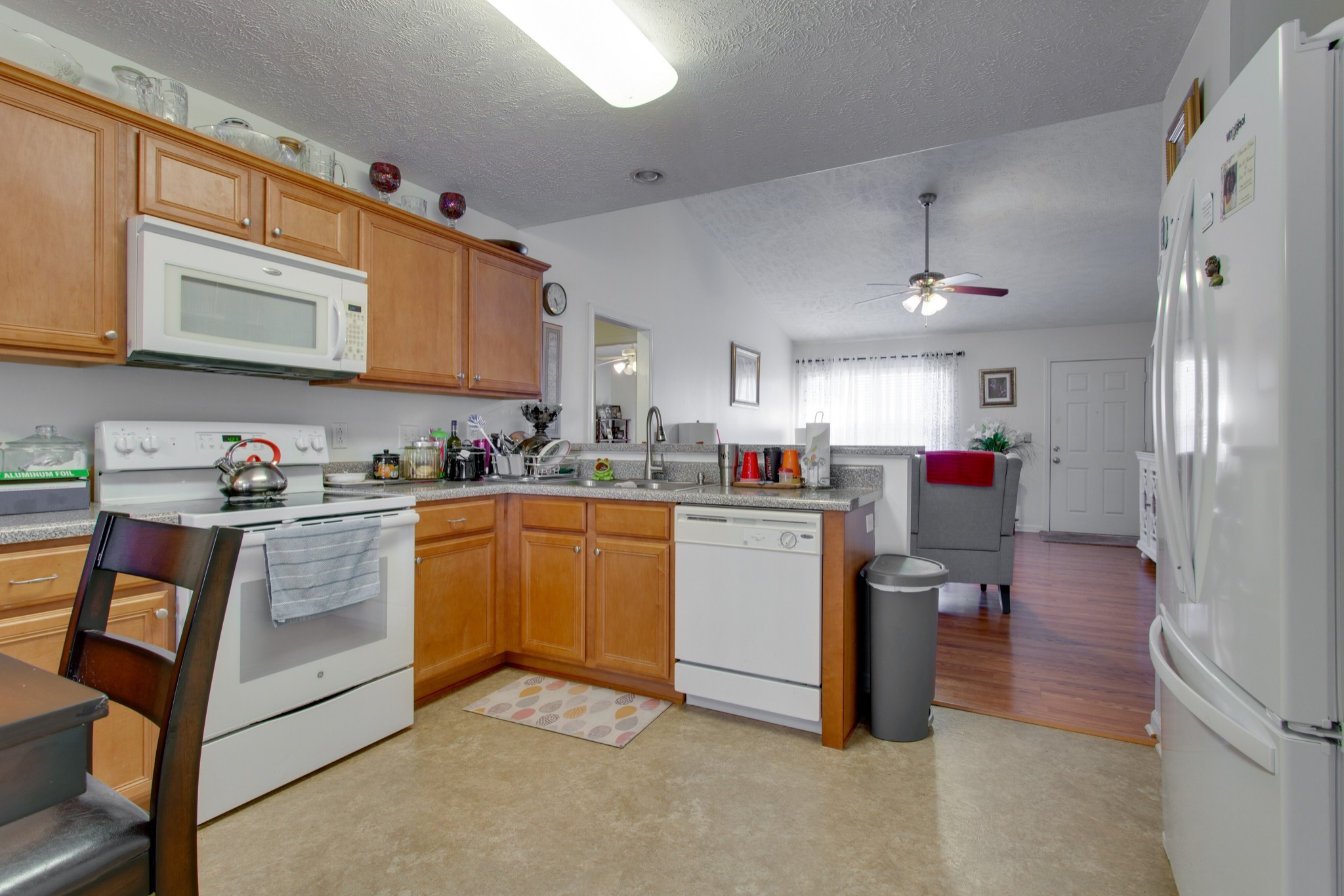 2214 Cason Trail Murfreesboro, TN 37128 - Photo 6 of 13 a kitchen that has cabinets a sink and appliances