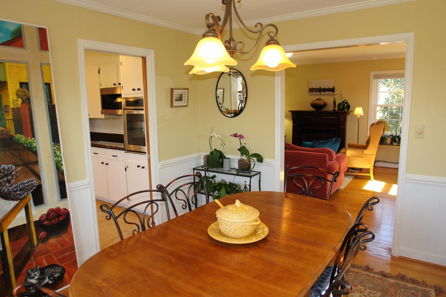 2325 Carter Road Southwest Roanoke, VA 24015 - Photo 13 of 36 2325 Carter Road Roanoke VA-large-013-4-