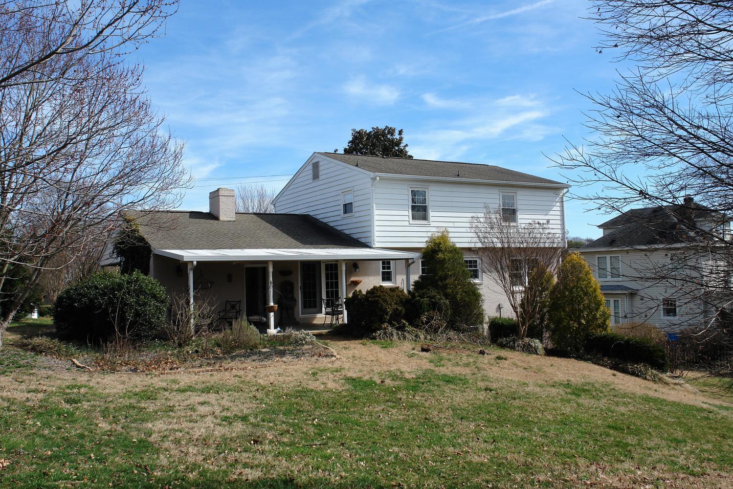 2325 Carter Road Southwest Roanoke, VA 24015 - Photo 31 of 36 2325 Carter Road Roanoke VA-large-031-26