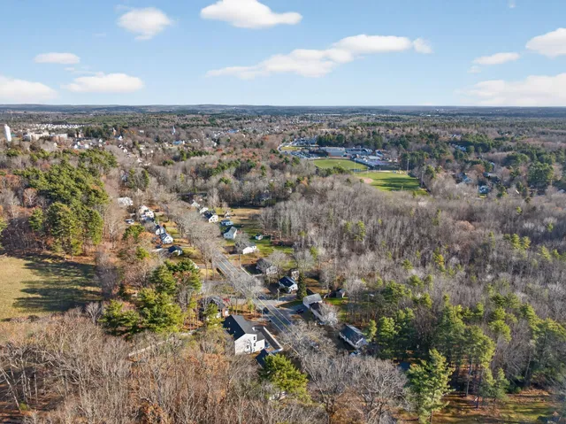 $350,000 | 114 Narragansett Street, Gorham, ME 04038