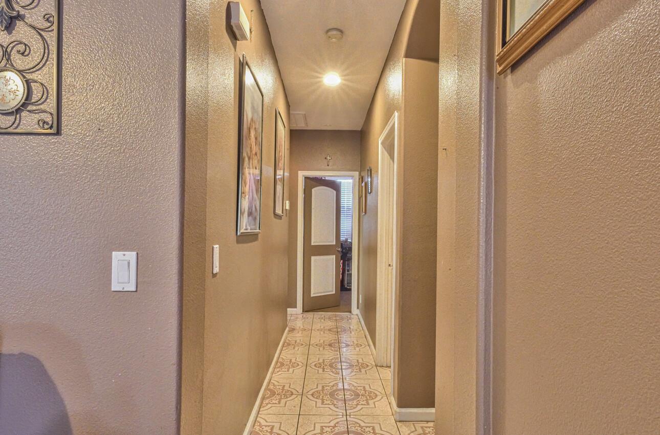 1013 Capri Way Salinas, CA 93905 - Photo 13 of 23 a view of a hallway