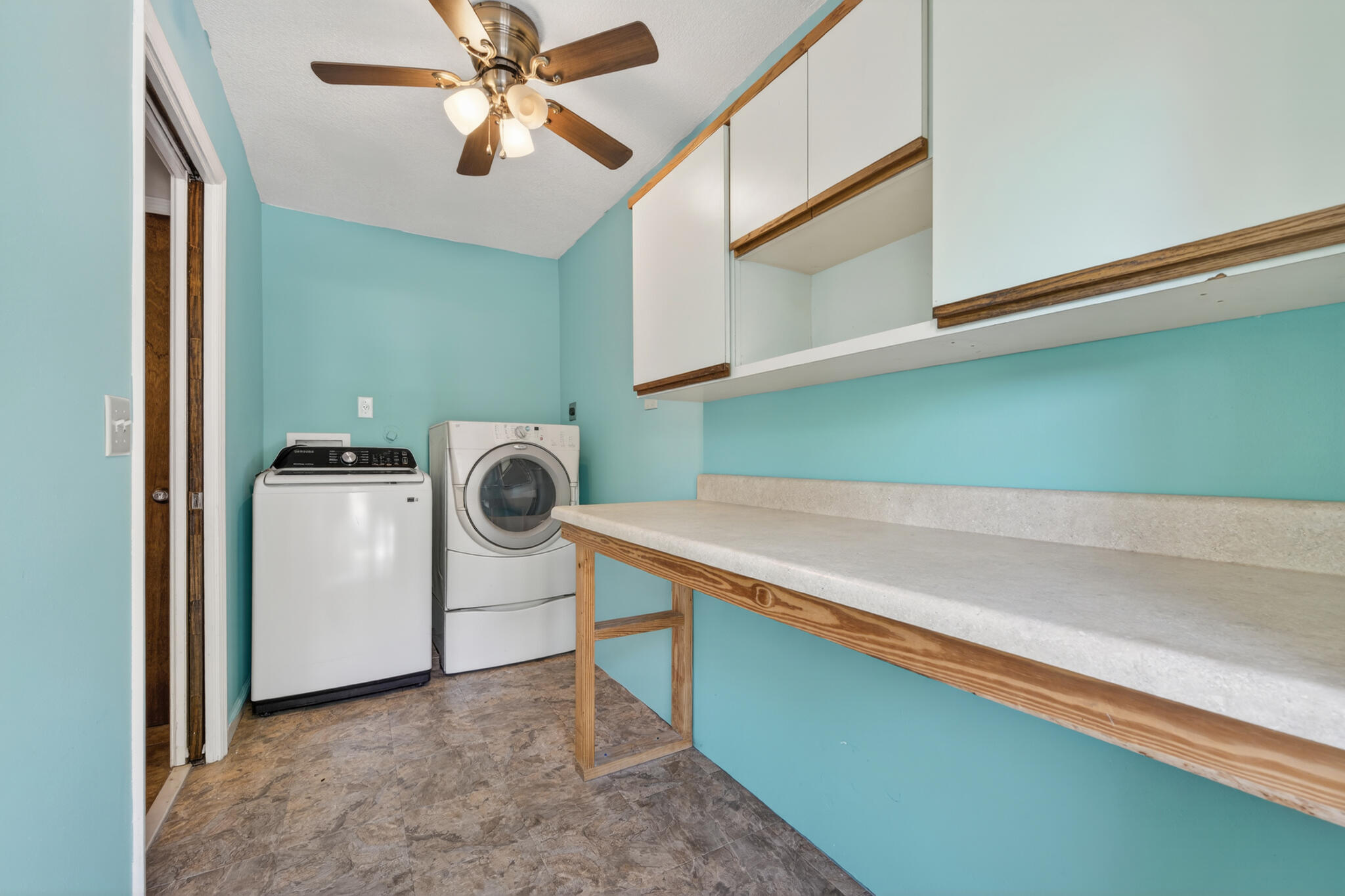 17889 62nd Road North The Acreage, FL 33470 - Photo 21 of 32 a utility room with dryer and washer