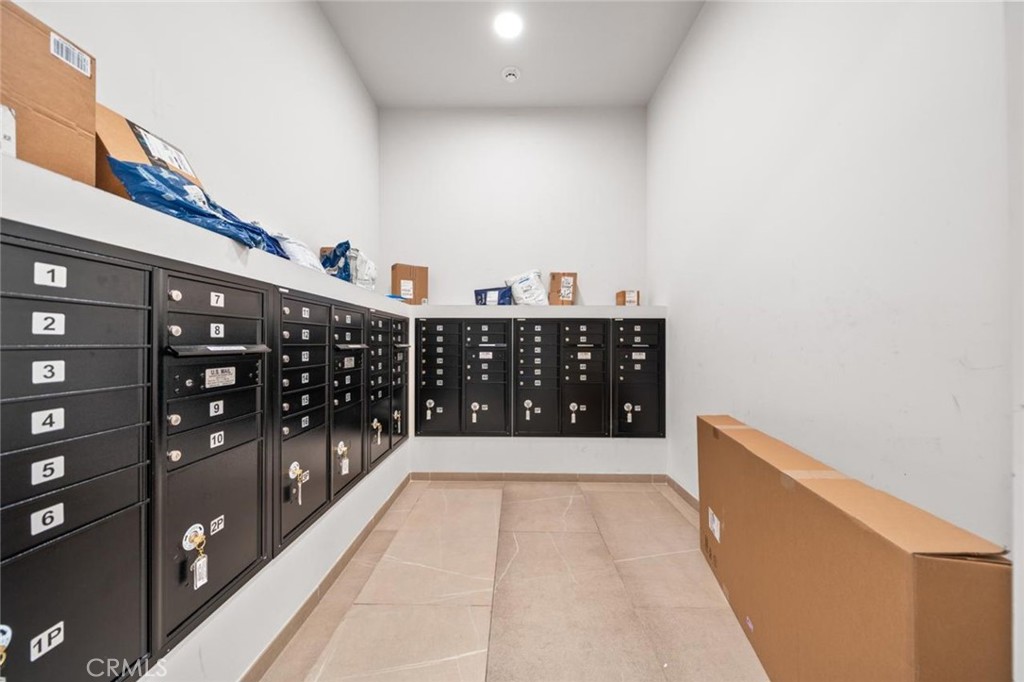 709 East Walnut, Unit 219 Pasadena, CA 91109 - Photo 36 of 38