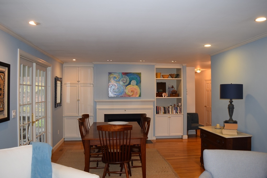 136 Dorset Road Holliston, MA 01746 - Photo 11 of 42 Gallery Image 11