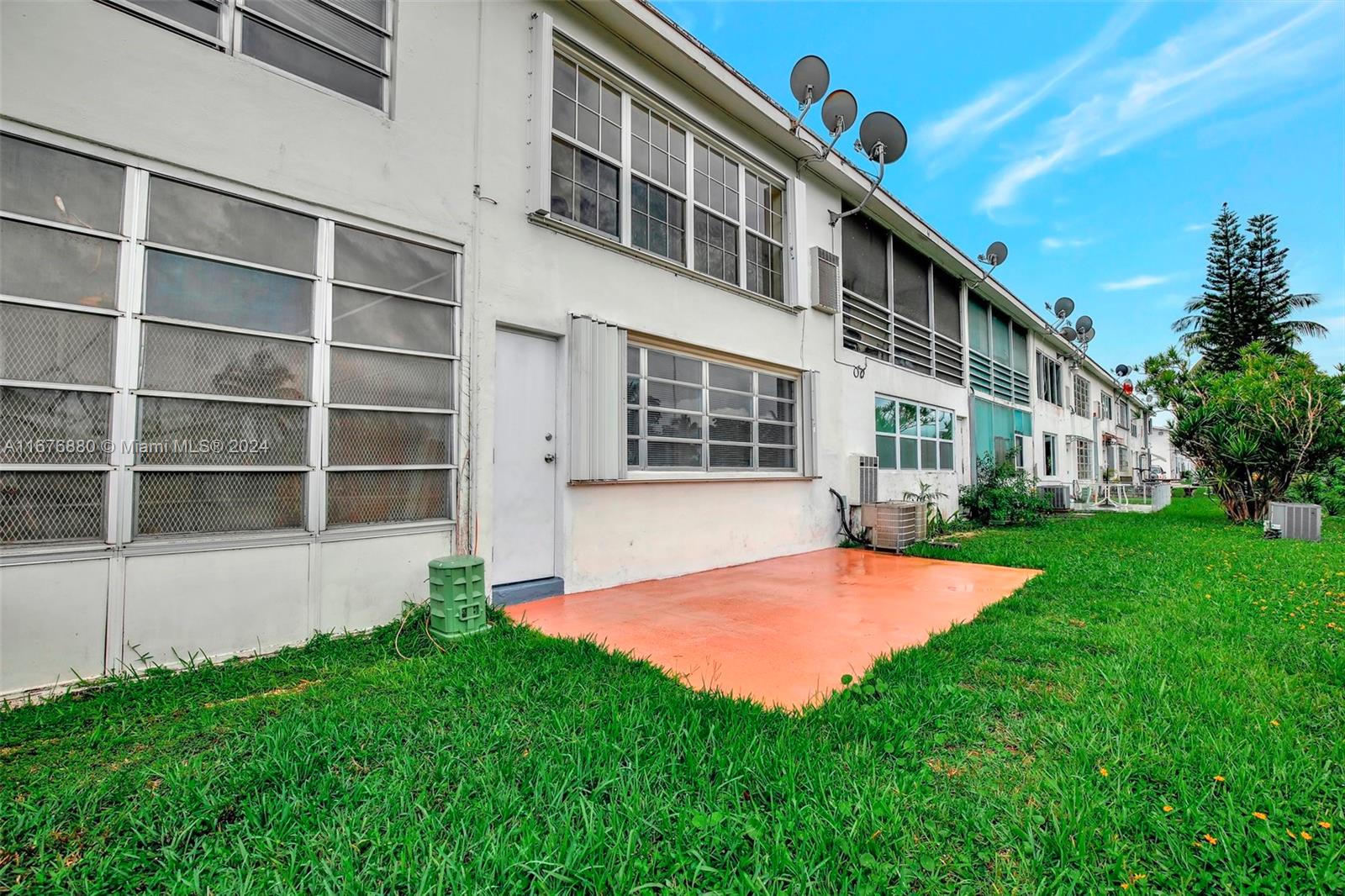 121 Northeast 204th Street, Unit 9 Miami Gardens, FL 33179 - Photo 25 of 38