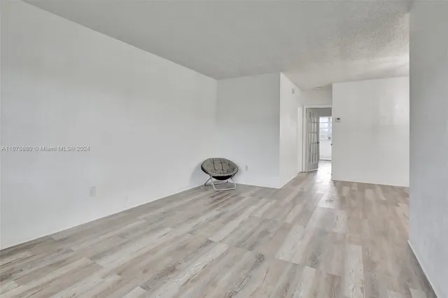 $149,900 | 121 Northeast 204th Street, Unit 9, Miami Gardens, FL 33179