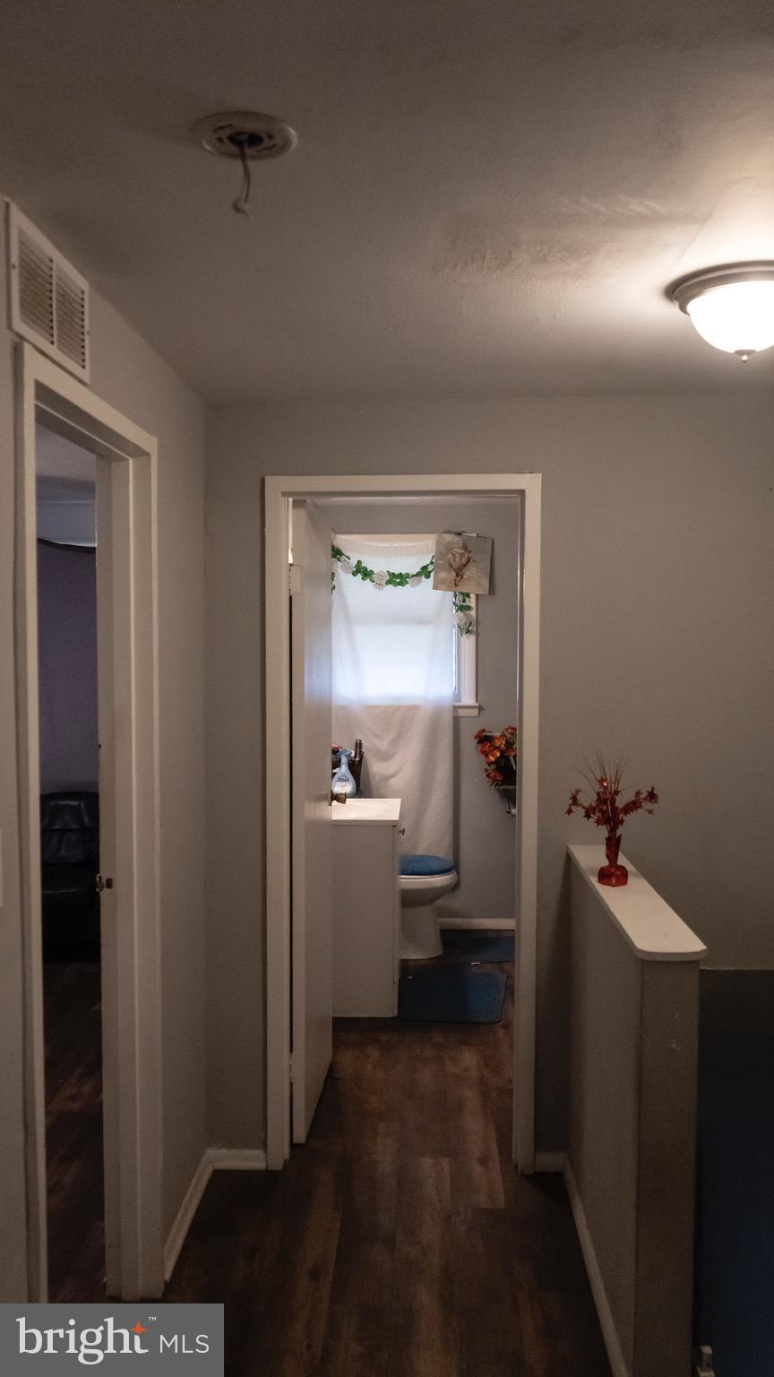 8020 Wynbrook Road Baltimore, MD 21224 - Photo 14 of 17