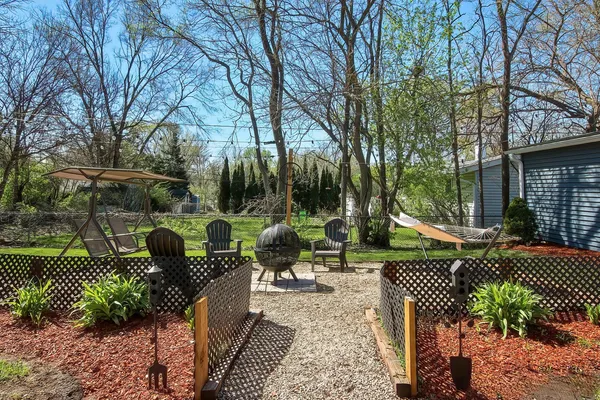 $299,900 | 1820 Park Ln Avenue, McHenry, IL 60050
