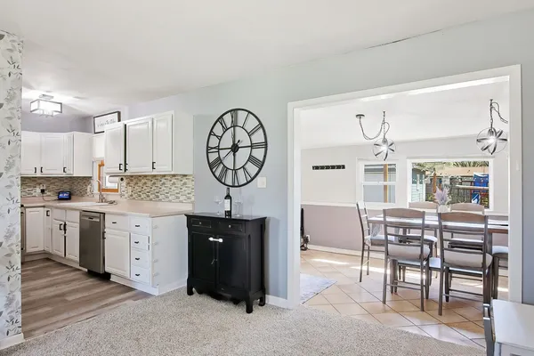 $299,900 | 1820 Park Ln Avenue, McHenry, IL 60050