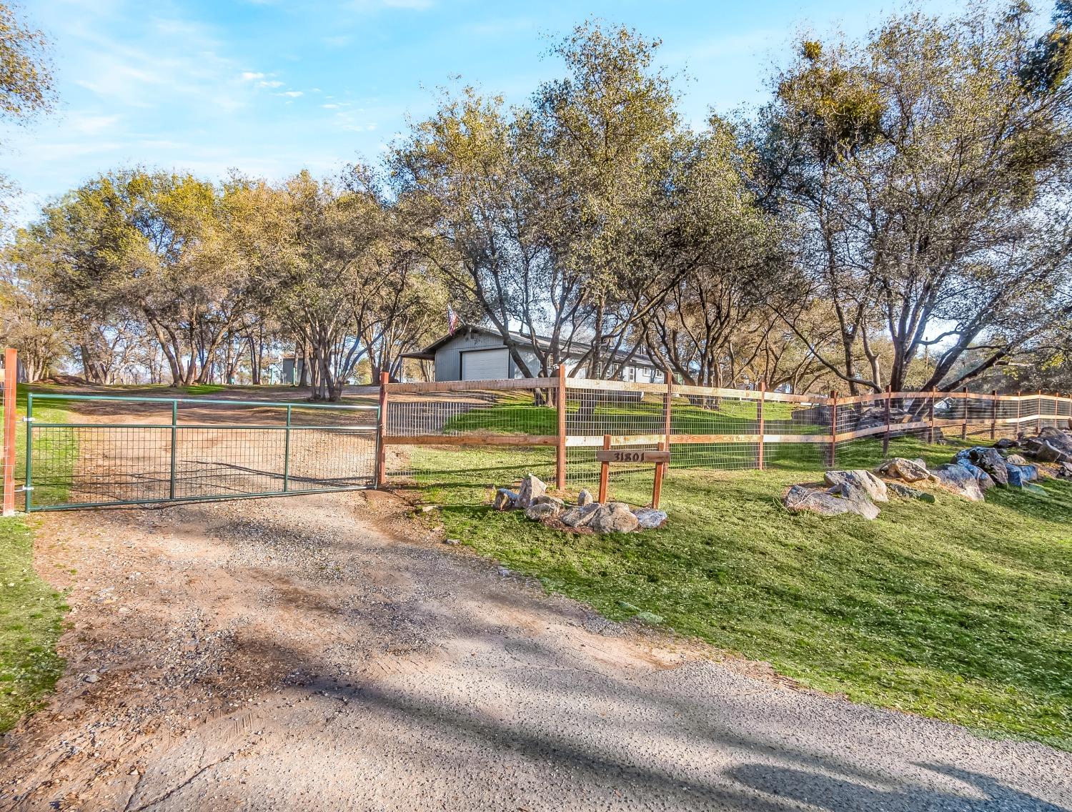 31801 Cherokee Road Coarsegold, CA 93614 - Photo 1 of 27 Gallery Image 1