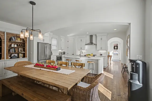 $869,000 | 419 St Francis Avenue, Nashville, TN 37205