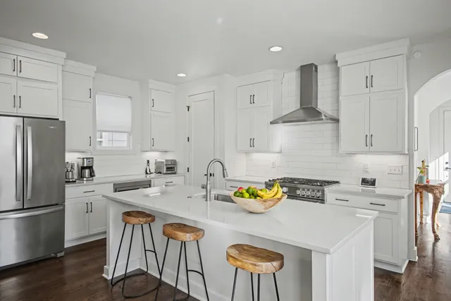 $869,000 | 419 St Francis Avenue, Nashville, TN 37205