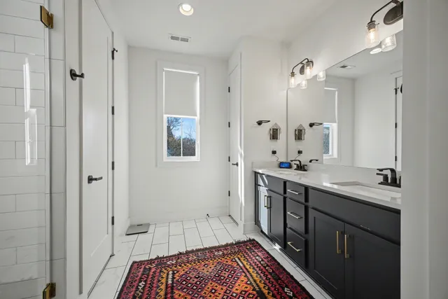 $869,000 | 419 St Francis Avenue, Nashville, TN 37205