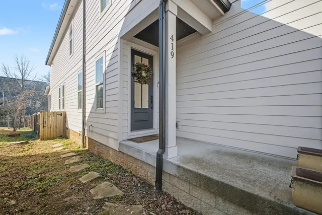 $869,000 | 419 St Francis Avenue, Nashville, TN 37205